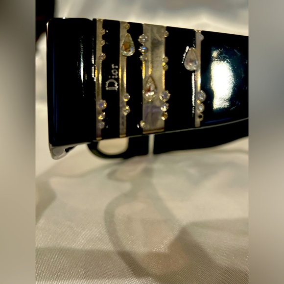 Authentic Christian Dior “Dior Rain 2” Vintage Sunglasses PreOwned with Crystals - Picture 6 of 11